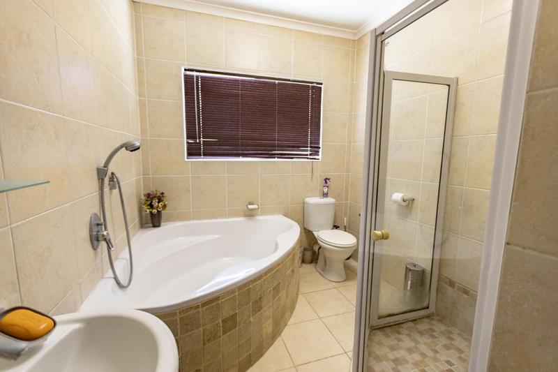 3 Bedroom Property for Sale in Belgravia Western Cape